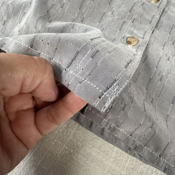 The North Face Womens Long Sleeve Button Down Fitted Shirt Side Pocket Sz Large - Picture 8 of 11